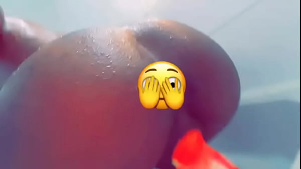 GF bestfriend only likes it big