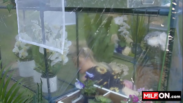 Sexy blonde with amazing big booty fucks huge dick in the greenhouse – Jenna Starr, Diego Perez