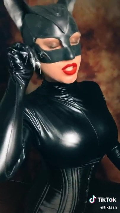 TikTok Catwoman