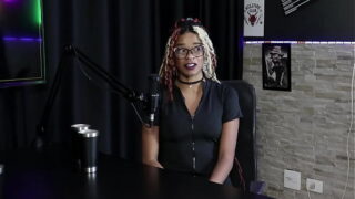Ela explica como começou no pornô, criou uma fanfic por tesão, realizou uma dp e é questionadora de padrões – Naomi Campos (SHEER/RED)