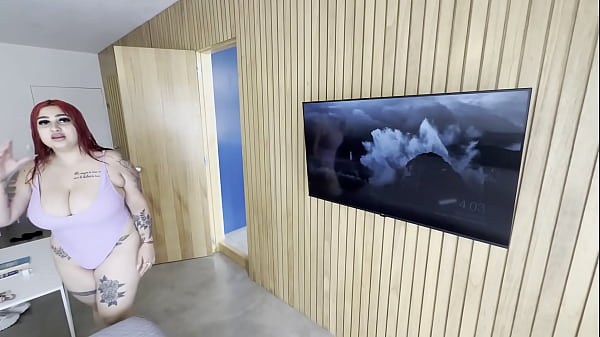 Mi novia muy ZORRA anda en culo por el edificio, se encrema y me pide PIJA