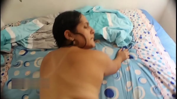 A mi prim4 le encanta recordar viejos tiempos – PORNO EN ESPAÑOL
