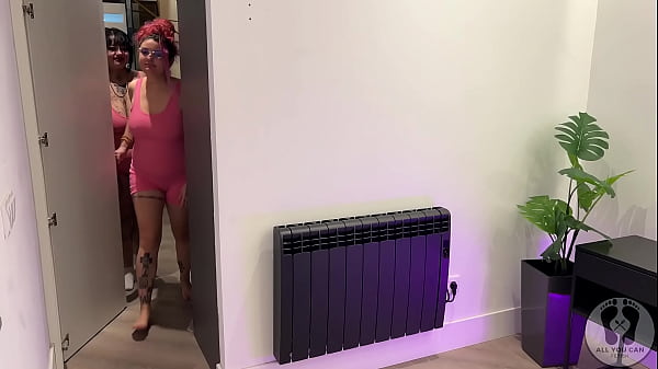 GG HUGE BOOBS JUMPING TITS BELLY FETISH ASS SHAKING PREVIEW