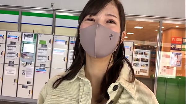 https://bit.ly/34iR83n　ハメ撮り　遠距離JDセフレと濃厚お久しぶりックス！さっぱりしたしゃべり方とは裏腹の、感じてる時の何度も求める喘ぎ声にこっちも居ても勃っても居られないッ…！ 得意技:フェラチオ　弱点:乳首　華奢なカラダを激しく犯す美脚くびれピストン。生まれながらの中イキ体質で、バック正常位どんな体位だろうと子宮ユレユレでイキまくり。