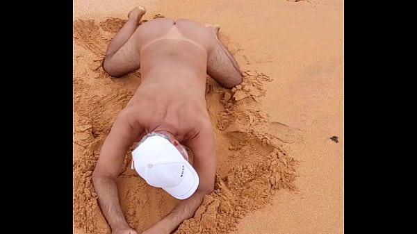 Ladysilva gay latina bunda gostosa na praia de marquinha