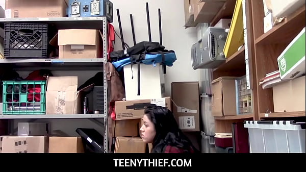 TeenyThief – Lp Officer Fcks Naughty Sexy Monica Sage