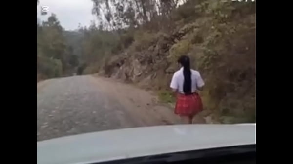 Todos quieren follarla pero solo pocos pueden me escapo del colegio